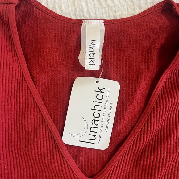 Seamless Ribbed Top - Picture 2 of 3